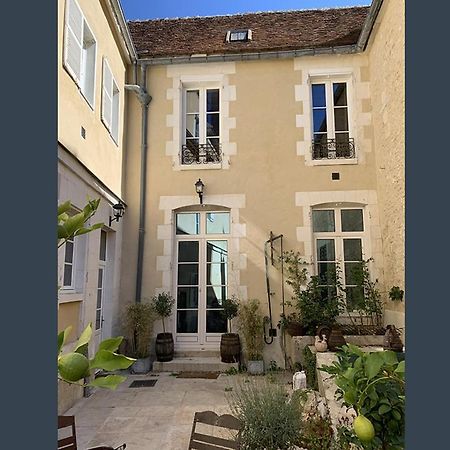 Maison Des Pilastres Au Coeur D'Auxerre Buitenkant foto