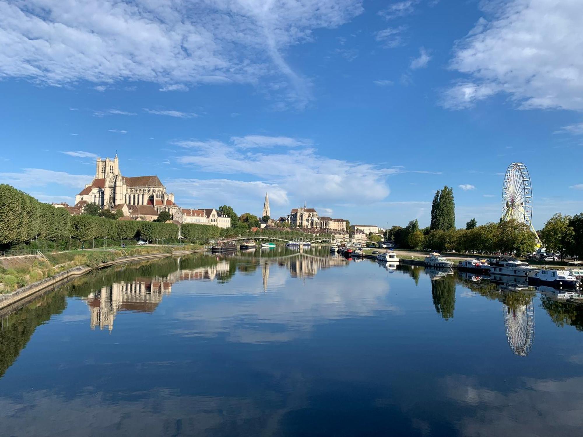 Maison Des Pilastres Au Coeur D'Auxerre Buitenkant foto