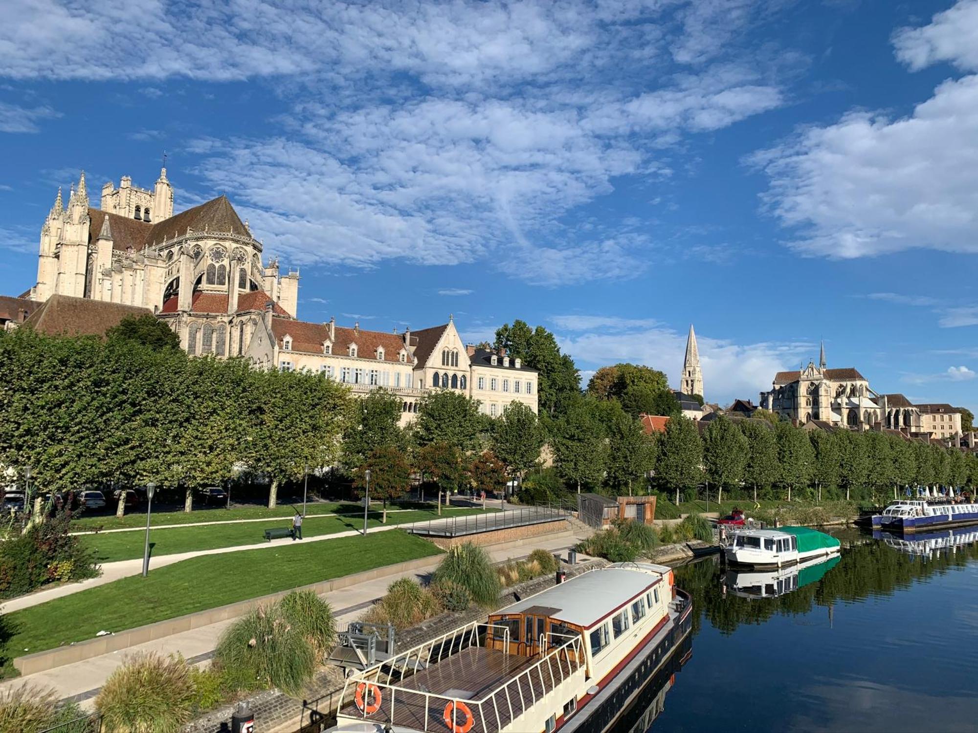 Maison Des Pilastres Au Coeur D'Auxerre Buitenkant foto